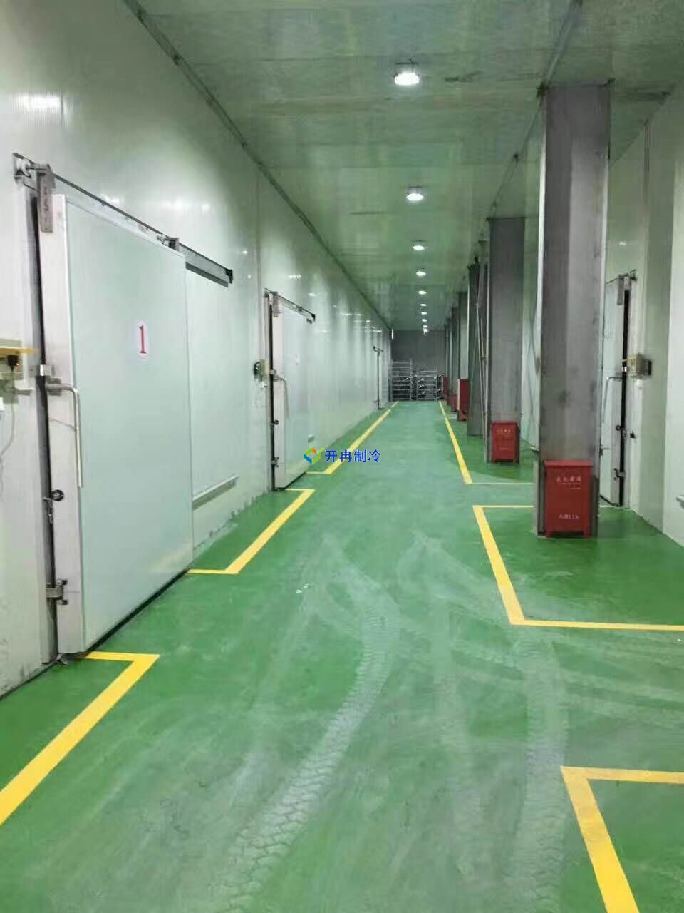 3000平米冷凍庫(kù)設(shè)備報(bào)價(jià)多少錢一平，低溫庫(kù)設(shè)計(jì)